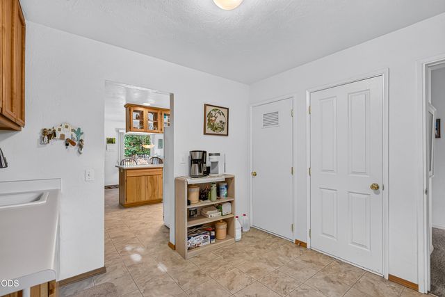 5164 Glen Echo Way, Central Point, OR 97502