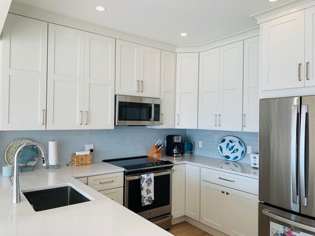 49 Raymond D, Manchester, MA 01944