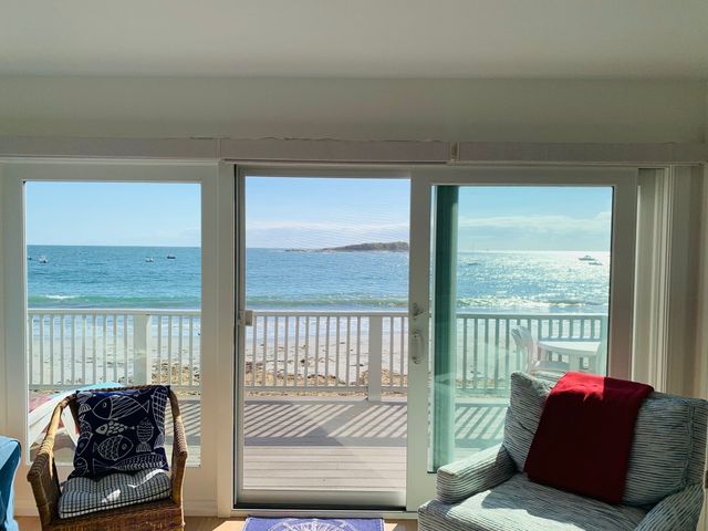 49 Raymond D, Manchester, MA 01944