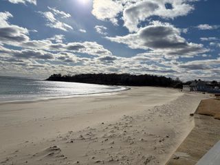 49 Raymond D, Manchester, MA 01944