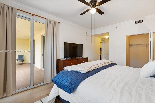 2 Renaissance Way 305, Boynton Beach, FL 33426