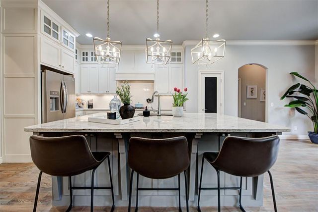 2948 Allie Drive, Edmond, OK 73012