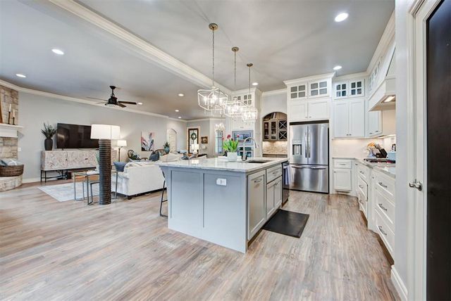 2948 Allie Drive, Edmond, OK 73012