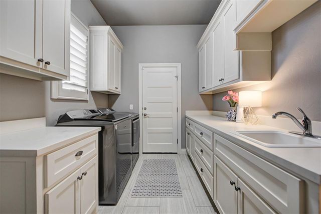 2948 Allie Drive, Edmond, OK 73012