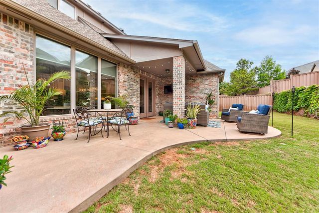 2948 Allie Drive, Edmond, OK 73012