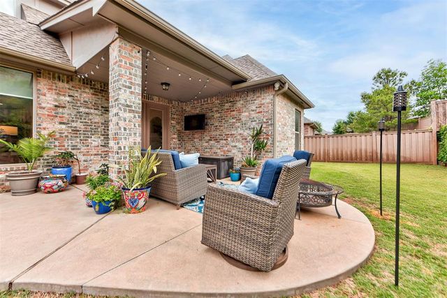 2948 Allie Drive, Edmond, OK 73012
