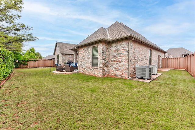 2948 Allie Drive, Edmond, OK 73012