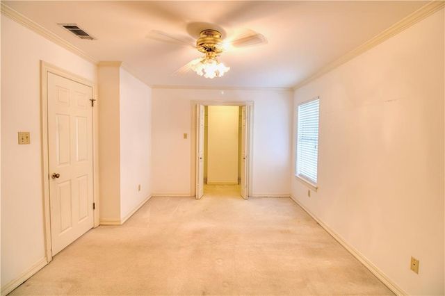 3933 Pembrocke Avenue, Mobile, AL 36608