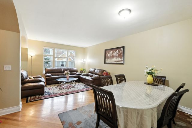 1270 Georgetown Way, Vernon Hills, IL 60061