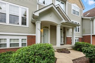1270 Georgetown Way, Vernon Hills, IL 60061
