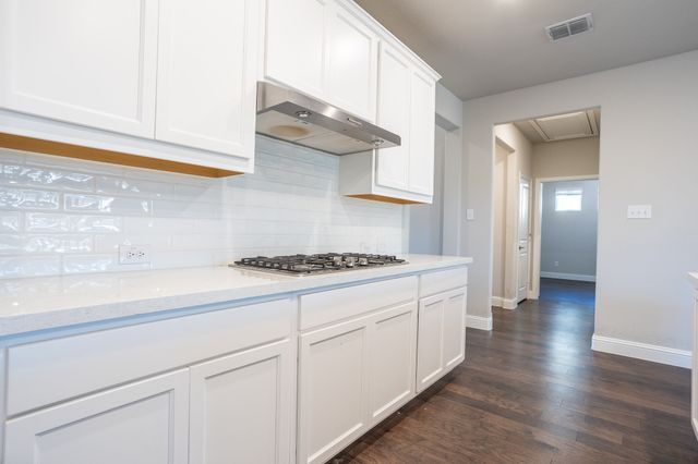 225 Glenwood Drive, Oak Point, TX 75068