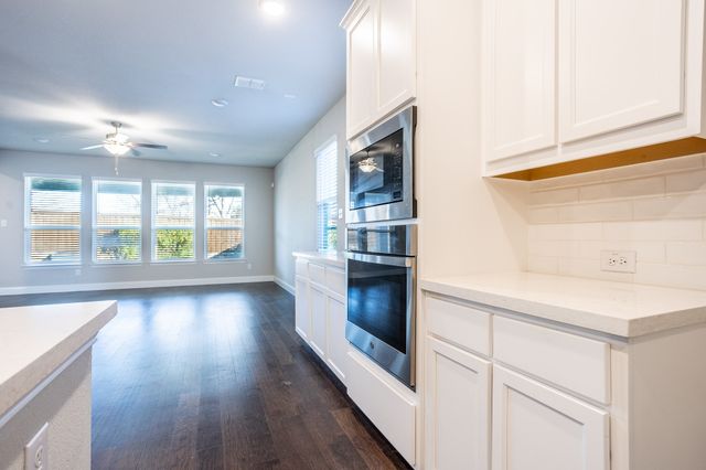 225 Glenwood Drive, Oak Point, TX 75068