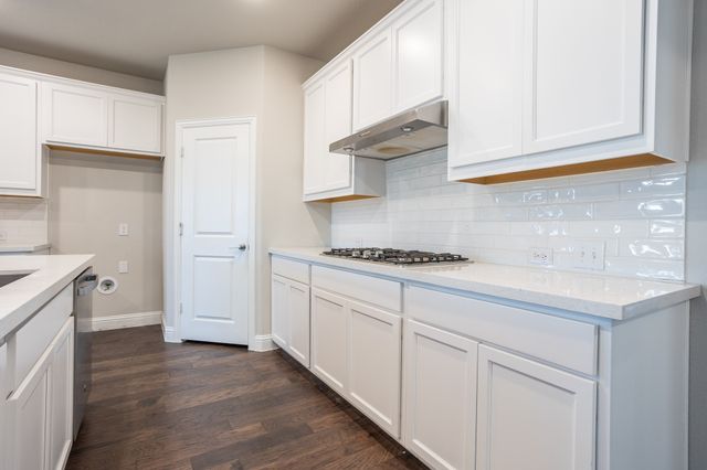 225 Glenwood Drive, Oak Point, TX 75068