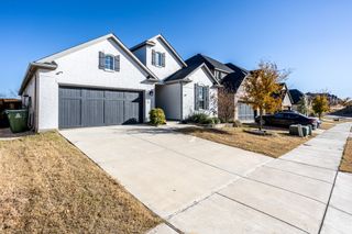 225 Glenwood Drive, Oak Point, TX 75068