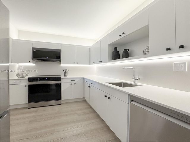 101 Crandon Blvd 170, Key Biscayne, FL 33149