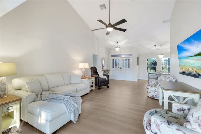 11841 Princess Grace CT, Cape Coral, FL 33991