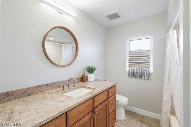 11841 Princess Grace CT, Cape Coral, FL 33991