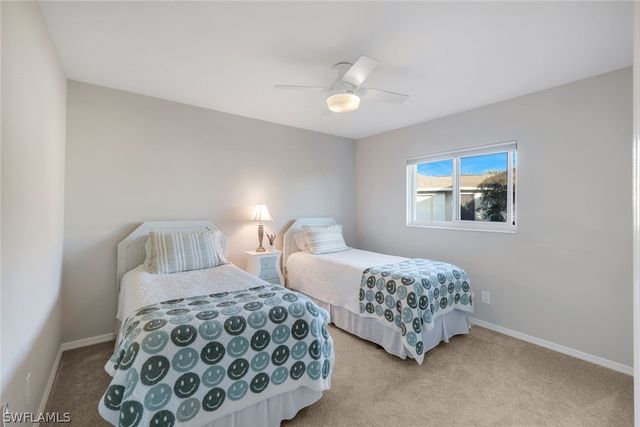 11841 Princess Grace CT, Cape Coral, FL 33991