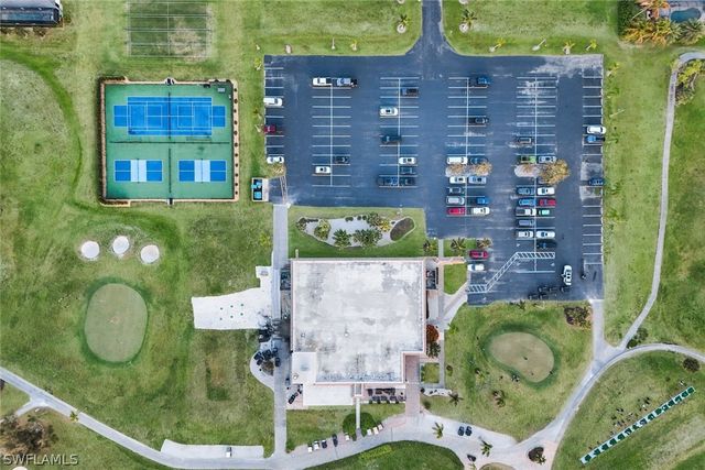 11841 Princess Grace CT, Cape Coral, FL 33991