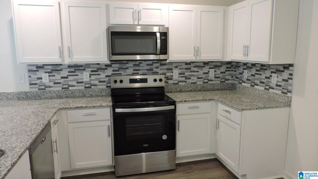1507 HOLLINS DRIVE, Birmingham, AL 35214