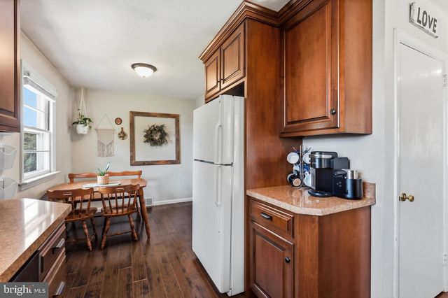 12 S CONESTOGA VIEW DR, Akron, PA 17501