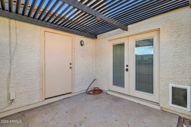 907 S LOLA Lane 2, Tempe, AZ 85281