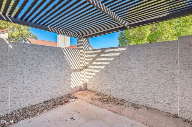 907 S LOLA Lane 2, Tempe, AZ 85281