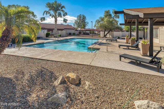 907 S LOLA Lane 2, Tempe, AZ 85281