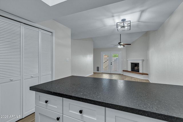 907 S LOLA Lane 2, Tempe, AZ 85281