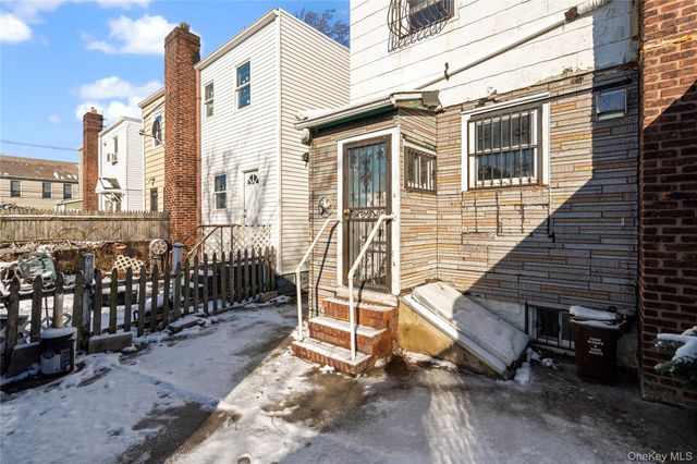 123-10 25th Road, Flushing, NY 11354