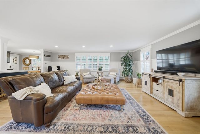 189 Ipswich Rd, Topsfield, MA 01983