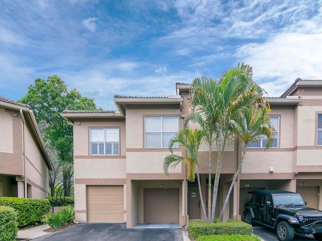 1036 NORMANDY TRACE ROAD, Tampa, FL 33602