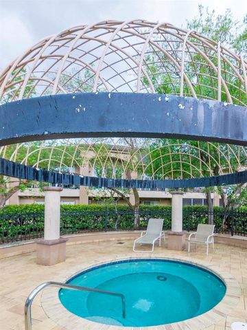 1036 NORMANDY TRACE ROAD, Tampa, FL 33602