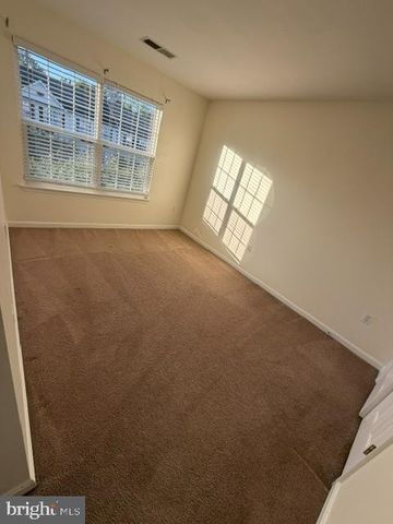 6174 NEWTON LN, Bealeton, VA 22712