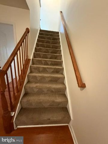 6174 NEWTON LN, Bealeton, VA 22712