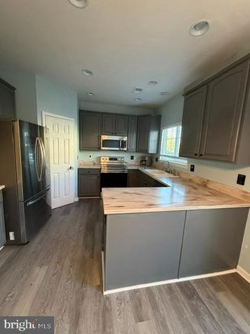6174 NEWTON LN, Bealeton, VA 22712