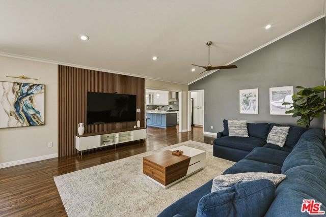 2528 Zandia Avenue, Long Beach, CA 90815