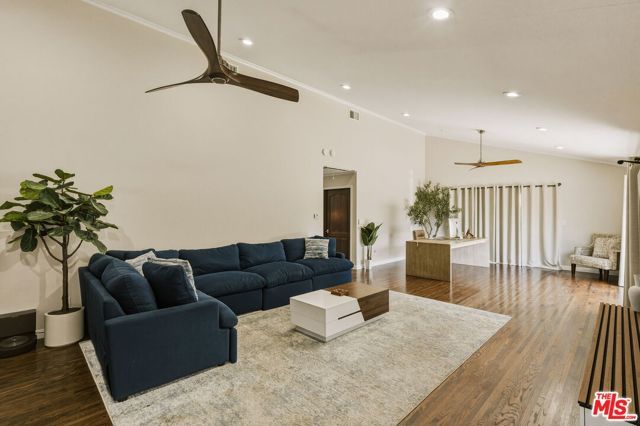 2528 Zandia Avenue, Long Beach, CA 90815