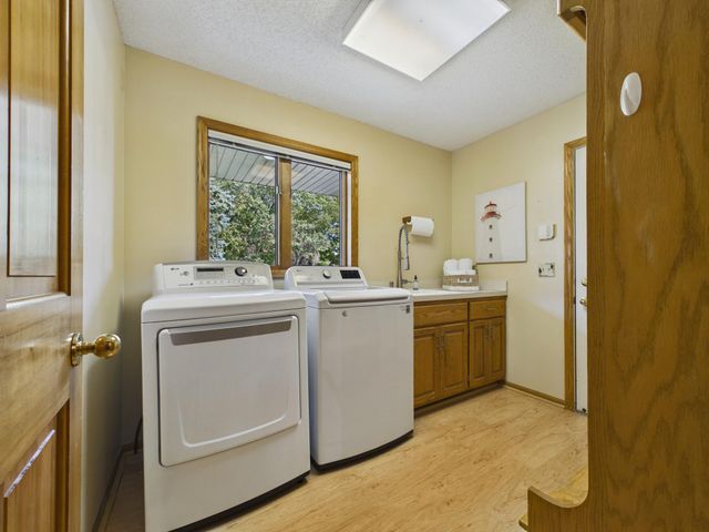 6345 W Shadow Lake Drive, Lino Lakes, MN 55014