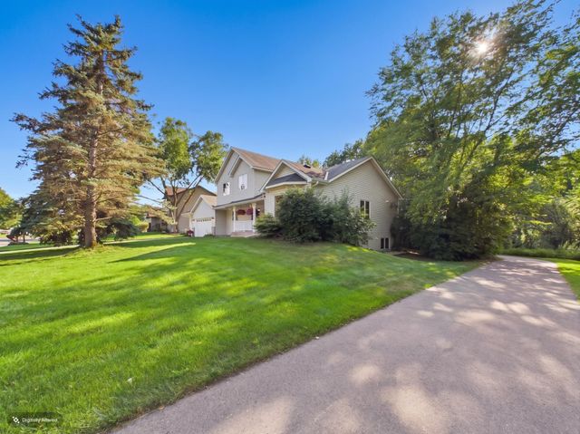 6345 W Shadow Lake Drive, Lino Lakes, MN 55014