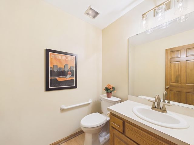 6345 W Shadow Lake Drive, Lino Lakes, MN 55014