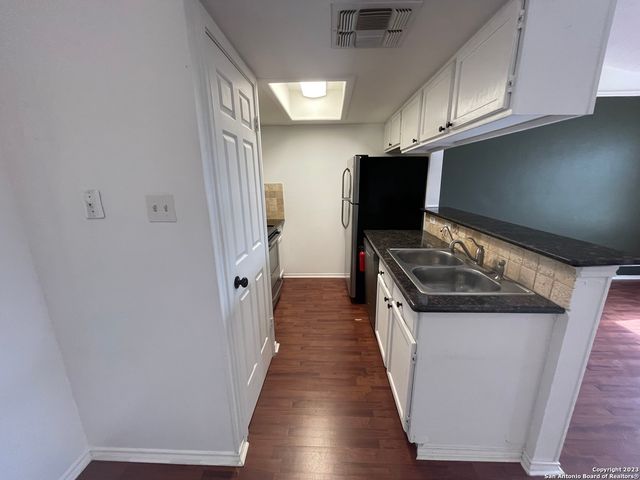 11610 Vance Jackson Rd Apt 104, San Antonio, TX 78230