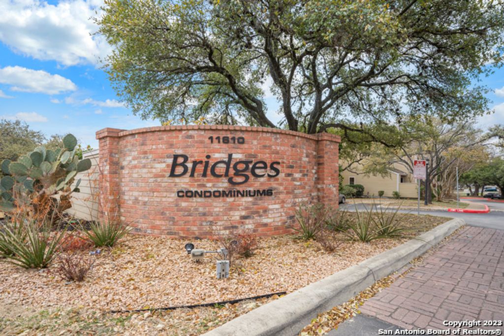 11610 Vance Jackson Rd Apt 104, San Antonio, TX 78230