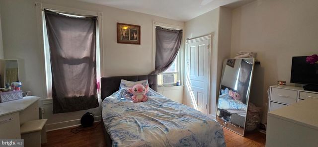 2549 S FAIRHILL ST, Philadelphia, PA 19148