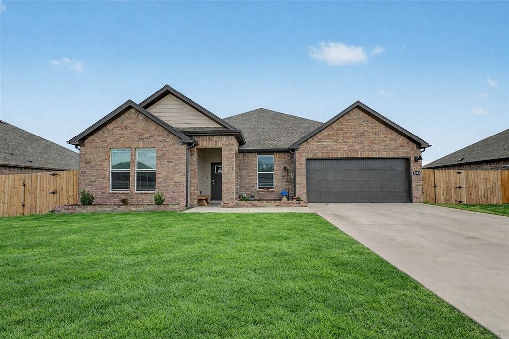 2008 Hahn Street, Pea Ridge, AR 72751