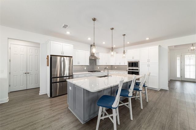 8458 SW 97TH CIRCLE, Ocala, FL 34481