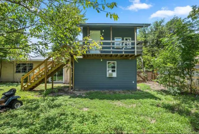 1100 Neans DR, Austin, TX 78758