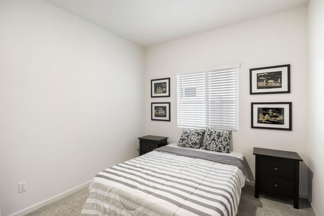 1216 Aspenparke Way, Sacramento, CA 95834