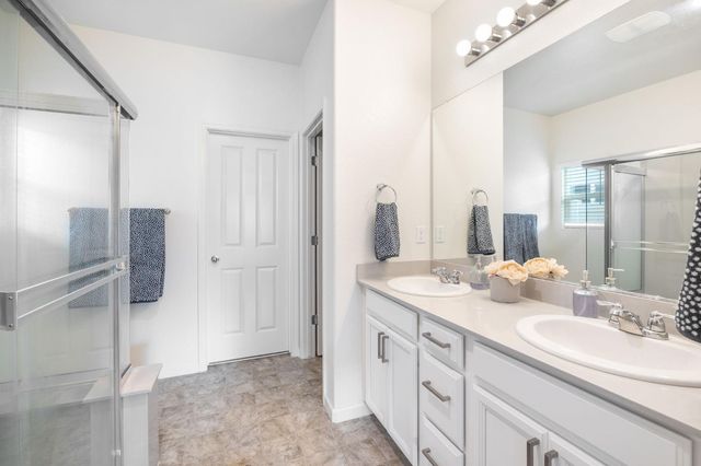 1216 Aspenparke Way, Sacramento, CA 95834