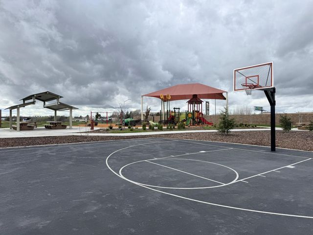 1216 Aspenparke Way, Sacramento, CA 95834